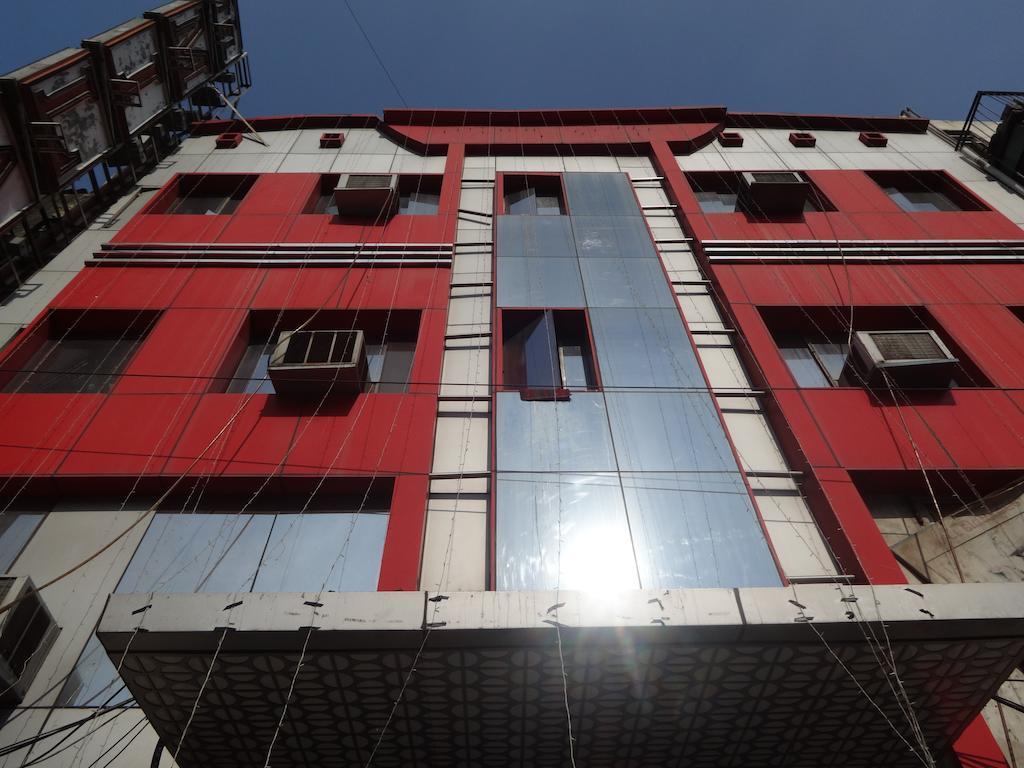 Hotel Milan Deluxe New Delhi Eksteriør billede